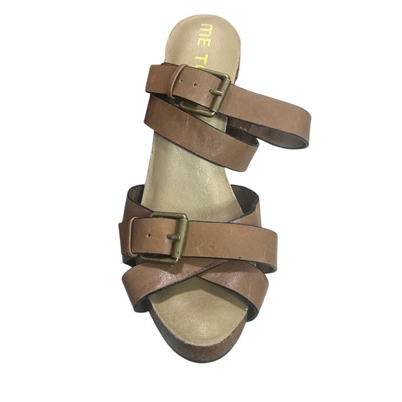 ME TOO Women's Tan Sandals Leather Straps Summer Chunky Heel Pump Up size 10 - Picture 5 of 7
